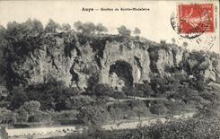 CPA Aups Grottes de Sainte Madeleine 