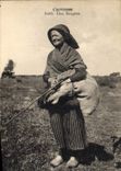 CPA Folklore L'Auvergne une bergere TOP