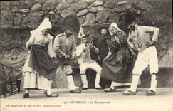 CPA Folklore Auvergne La Montagnarde 