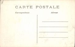 CPA Guerre de 1914 Senlis incendie par les Allemands Palais de Justice 