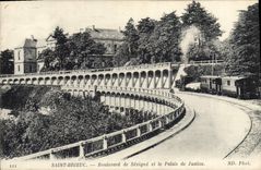 CPA Saint Brieuc Boulevard de Sevigne et le Palais de Justice Train