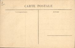 CPA Folklore Le chapeau a l'ombrage 