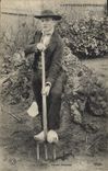 CPA Folklore L'Auvergne Pittoresque jeune Paysan 