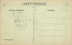 CPA Militaria Reims dans ses annees de bombardements 1914 1917 L'Hotel de Ville Interieur 