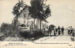 CPA Militaria Maison de la Somme detruite par les obus allemands 