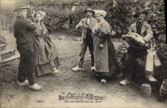CPA Folklore L'Auvergne pittoresque 