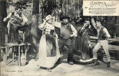 CPA Folklore La Bourreio Aubergno 