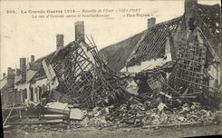 CPA Militaria La Grande Guerre 1914 - Bataille de l'Yser - LA RUE d'ostende après le bombardement