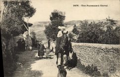 CPA Folklore Une Paysanne à Cheval
