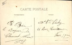 CPA Folklore TYPES ET COSTUMES - Jeune Auvergnate