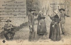 CPA Folklore L'AUVERGNE PITTORESQUE