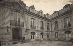 CPA TOURS Tribunal de Commerce Cour Interieure