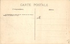 CPA Folklore Auvergne. - Costume de Thiers