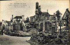 CPA Militaria GUERRE DE 1914 Senlis Quartier de la Licorne 