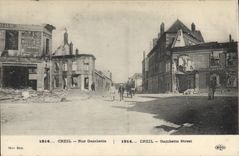 CPA Militaria 1914 Creil Rur Gambetta 
