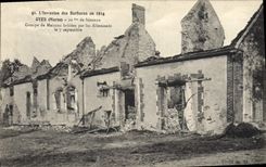CPA Militaria L'Invasion des Barbares en 1914 Groupe de Maisons brulees par les Allemands le 7 Septe