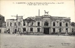 CPA Militaria St Quentin La Place du 8 Octobre et la Rue de La Fere Avril 1919 