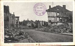 CPA Militaria Gerbeviller La Martyre Rue Saint Pierre et Place de l'Horloge 