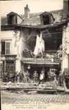 CPA Militaria La Grande Guerre Le Crime de Reims Une Cremerie bombardee par les Allemands Faubourg C