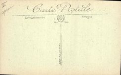 CPA Militaria La Grande Guerre Le Crime de Reims Une Cremerie bombardee par les Allemands Faubourg C