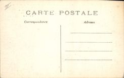 CPA Militaria Guerre de 1914 Senlis incendie par les Allemands Maisons incendiees Rue de la Republiq
