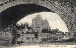 CPA Solesmes Sarthe L'Abbaye sous le Pont 