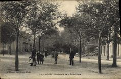 CPA Rodez Boulevard de la Republique 