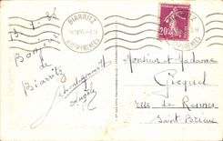 CPA Biarritz Eglise Ste Eugenie et Hotel d'Angleterre