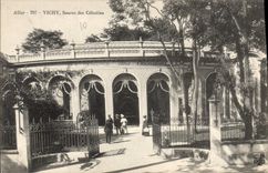 CPA Vichy Source des Celestins 