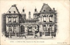 CPA Lyon L'Hotel de Ville Facade de la Place de la Comedie 