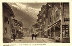 CPA Chamonix Rue Nationale et le Mont Blanc 
