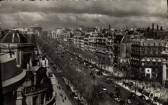 CPA Paris et ses Merveilles Avenue des Champs Elysees 