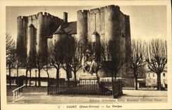 CPA Niort Deux Sevres Le Donjon