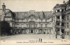 CPA Chateau de Blois L'Escalier d'Honneur Francois I et l'Aile Gaston d'Orleans 
