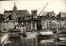 CPM Granville Un Coin du Port Bateaux 