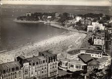 CPM Dinard Le Petit Casino la Plage le Grand 