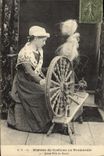 CPA Histoire du Costume en Normandie Jeune Fille au Rouet Folklore
