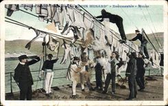 CPA Ea Vie du Marin Etendage du linge Nouveautes Melun 