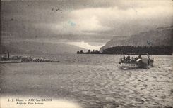CPA Aix les Bains Arrivee d'un bateau 