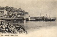 CPA Dinard Arrivee du Bac Bateau