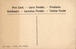 CPA Arras Le Beffroi Militaria