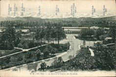 CPA Pau La Gare et la Chaine des Pyrenees 