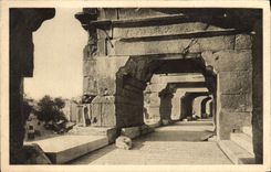 CPA Nimes Les Arenes Galeries exterieures 