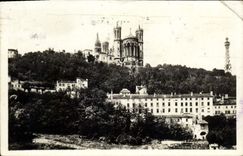 CPA Lyon Abside de Fourviere et Tour metallique