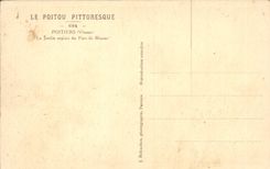 CPA Poitiers (Vienne) Le Poitou Pittoresque Le Jardin angiaix du Parc de Blossac