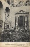 CPA Ypres Chapelle leterale de la Cathedrale d'Ypres Militaria