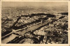 CPA Paris en Flanant Vue panoramique prise de la tour Eiffel sur la Seine et la butte Montmartre