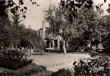 CPA Sougeres sur Sinotte (Yonne) Maison familiale de cure de Petit Pien