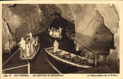 CPA Les Pyrenees Les Grottes de Betharram Le Debarcadere de la Riviere