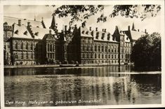 CPA Den Hoog Hofvijver m gebouwen Binnenhof